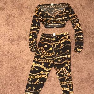 Crop top stretchy Pant set with chain link pattern